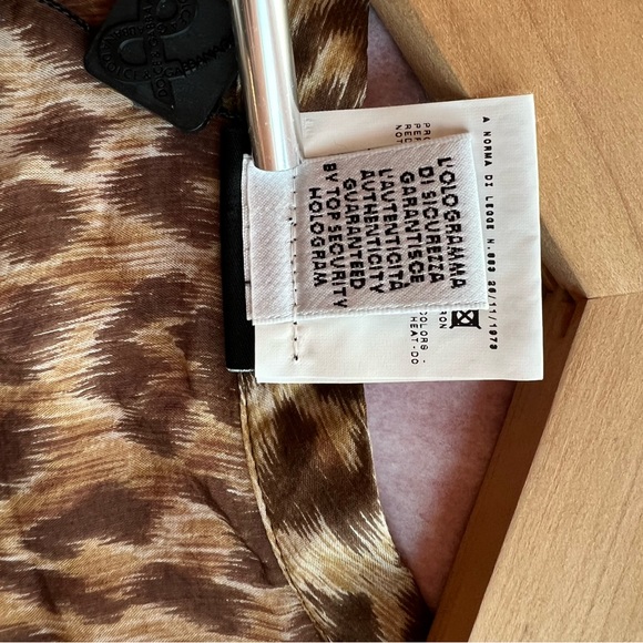 NWT Dolce and Gabbana D&G 100% silk leopard 44/30 - Picture 8 of 14